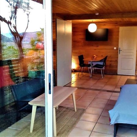 Studio 32M2 - Dans Propriete Avec Vue Imprenable Sur Le Lac Du Salagou Liausson Екстериор снимка