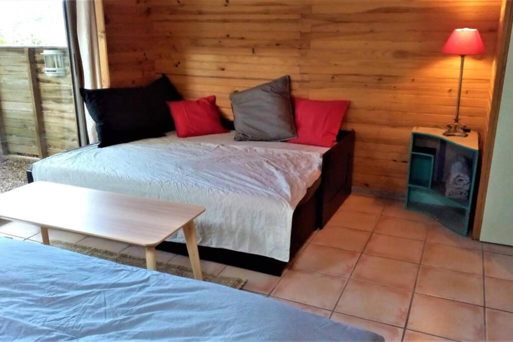 Studio 32M2 - Dans Propriete Avec Vue Imprenable Sur Le Lac Du Salagou Liausson Екстериор снимка